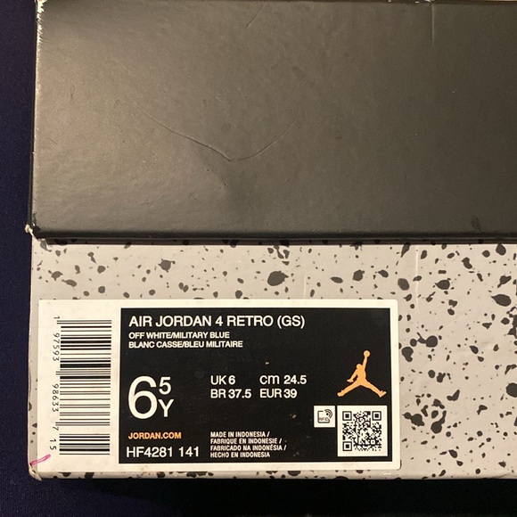 Air Jordan 4 Retro - Picture 5 of 6